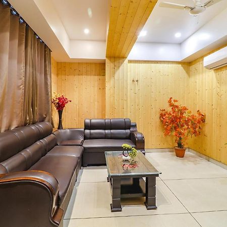 Fabhotel Grand Arya Patna  Exteriör bild