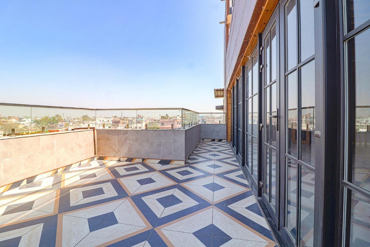 Fabhotel Grand Arya Patna  Exteriör bild